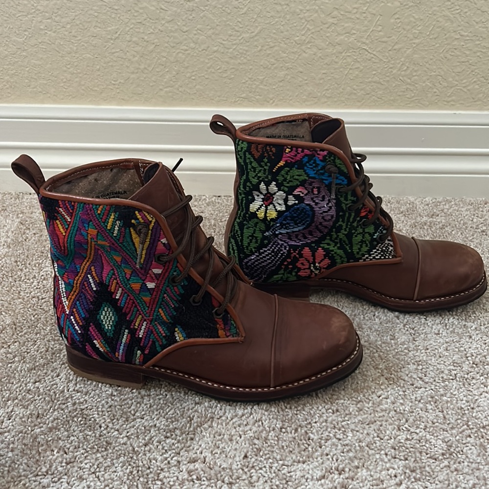 Teysha Custom Peace Boot - Picture 3 of 12